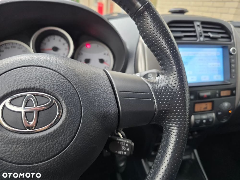 Toyota RAV4 4x4 Executive - 27