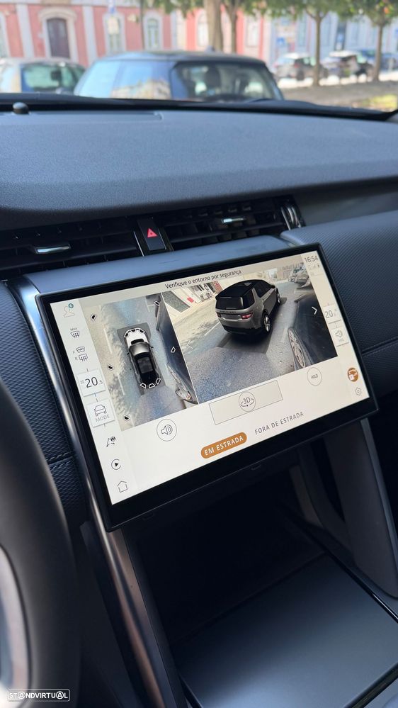 Land Rover Discovery Sport 1.5 I3 P300e AWD R-Dynamic SE - 30