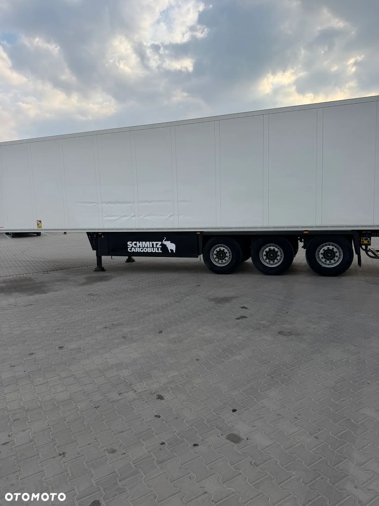 Schmitz Cargobull Chłodnia Dopplestock Uszkodzona - 9