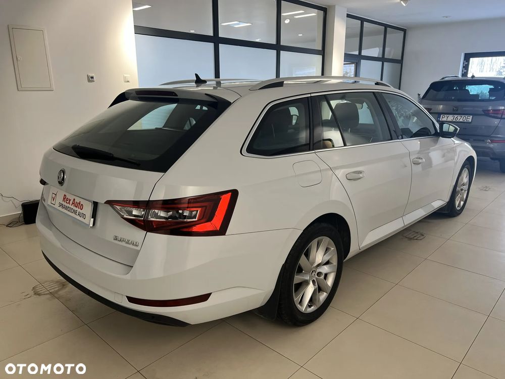 Skoda Superb 2.0 TDI Style DSG7 - 7