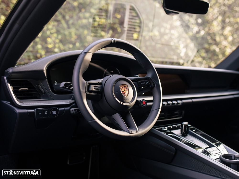 Porsche 911 (992) - 26