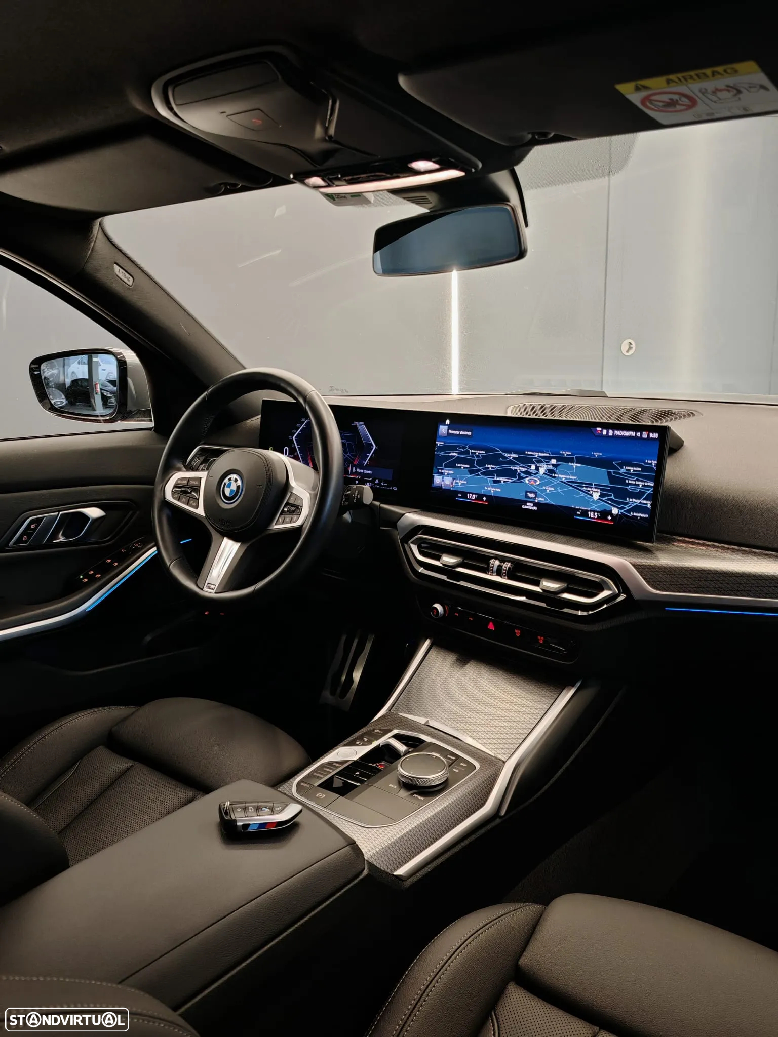 BMW 330 e Touring xDrive Aut. M Sport - 17