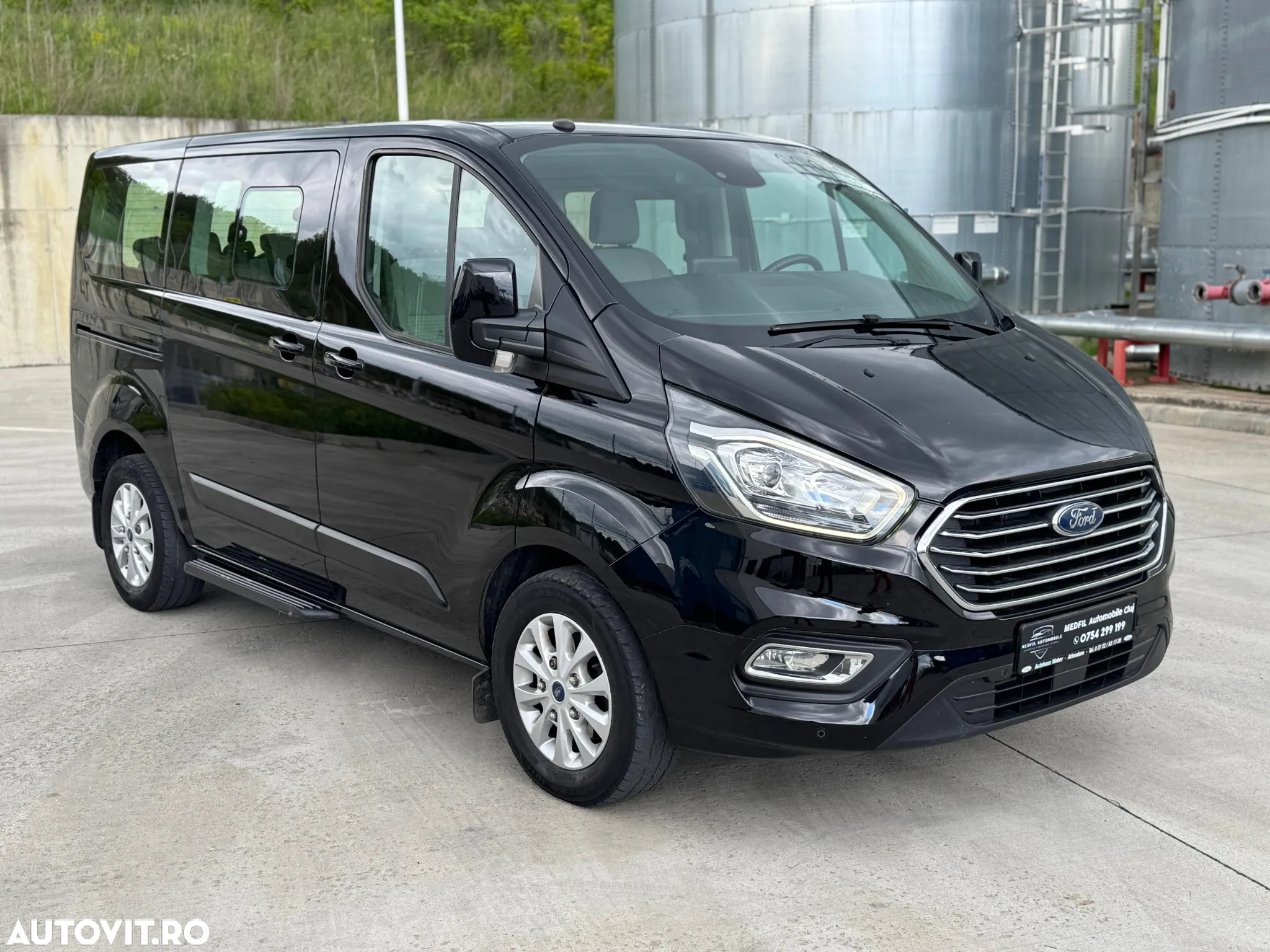 Ford Tourneo Custom 320 L1H1 VA Titanium - 17