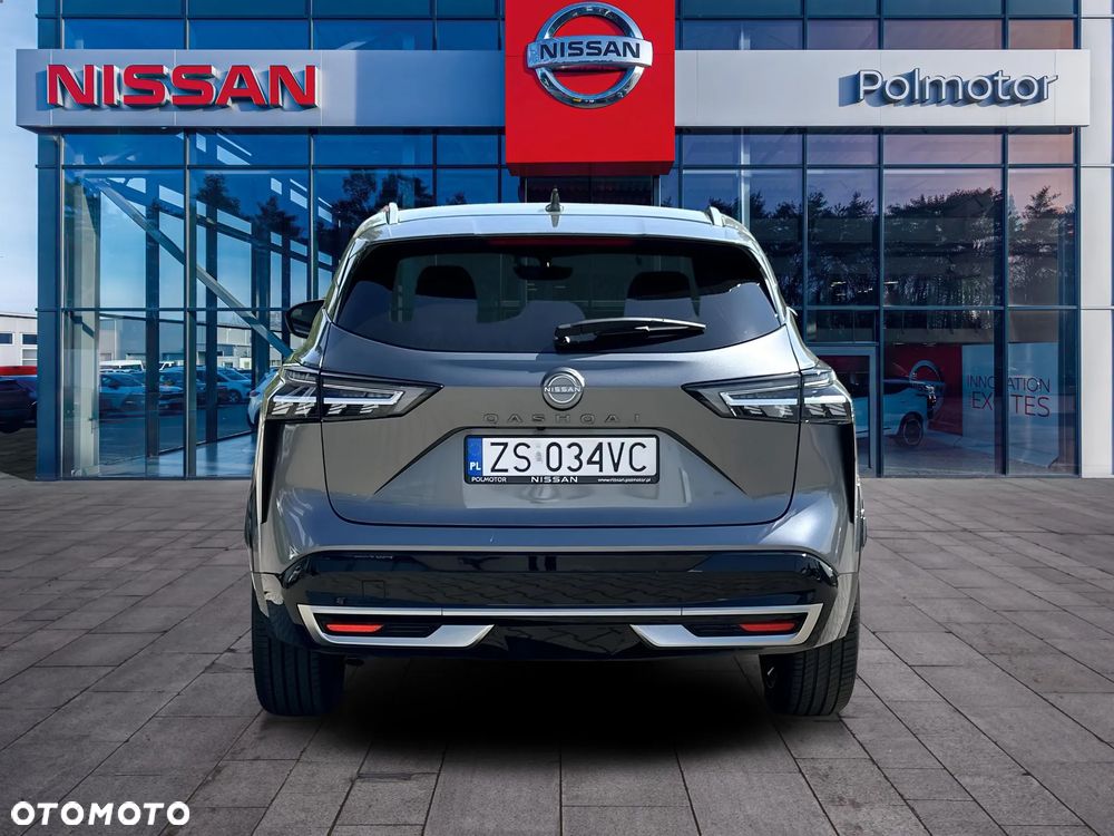 Nissan Qashqai 1.3 DIG-T MHEV Tekna+ Xtronic - 4