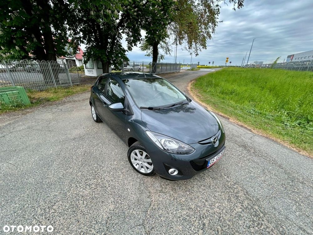 Mazda 2 - 15