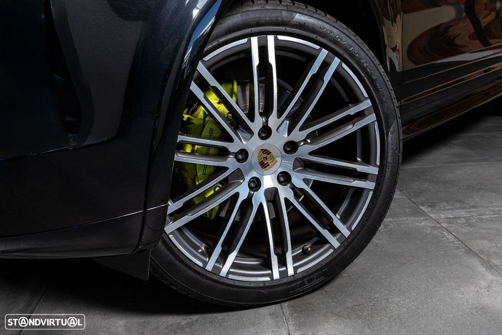 Porsche Cayenne S E-Hybrid - 9