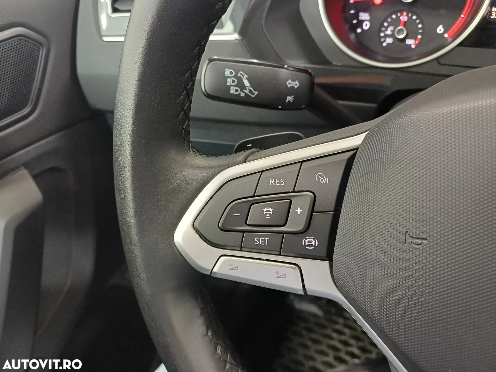 Volkswagen Tiguan 2.0 TDI SCR DSG 4Motion Life - 11