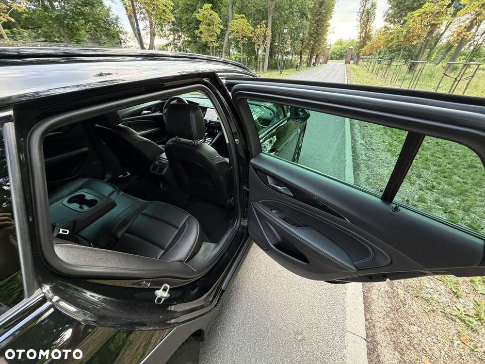 Opel Insignia - 28