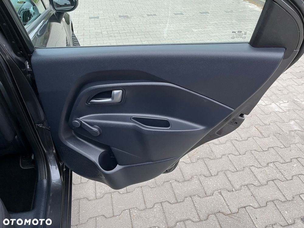 Kia Rio 1.2 Attract - 15