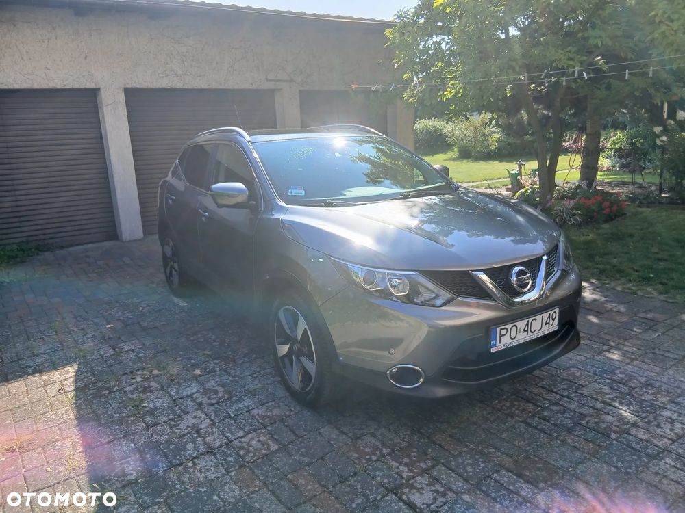 Nissan Qashqai - 2