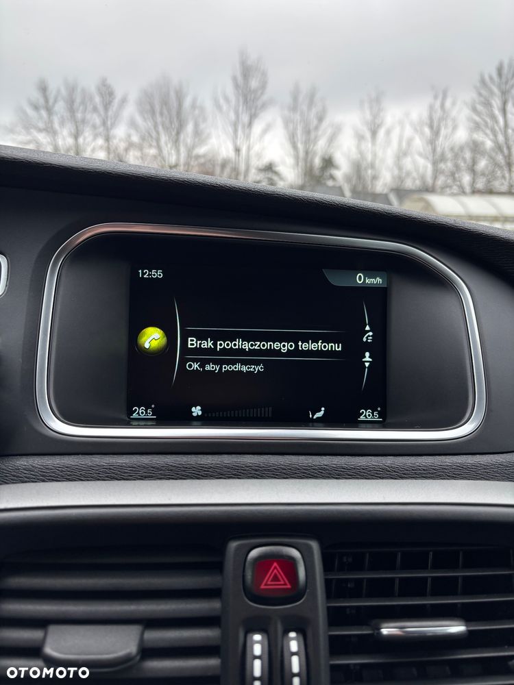 Volvo V40 D2 Momentum - 25