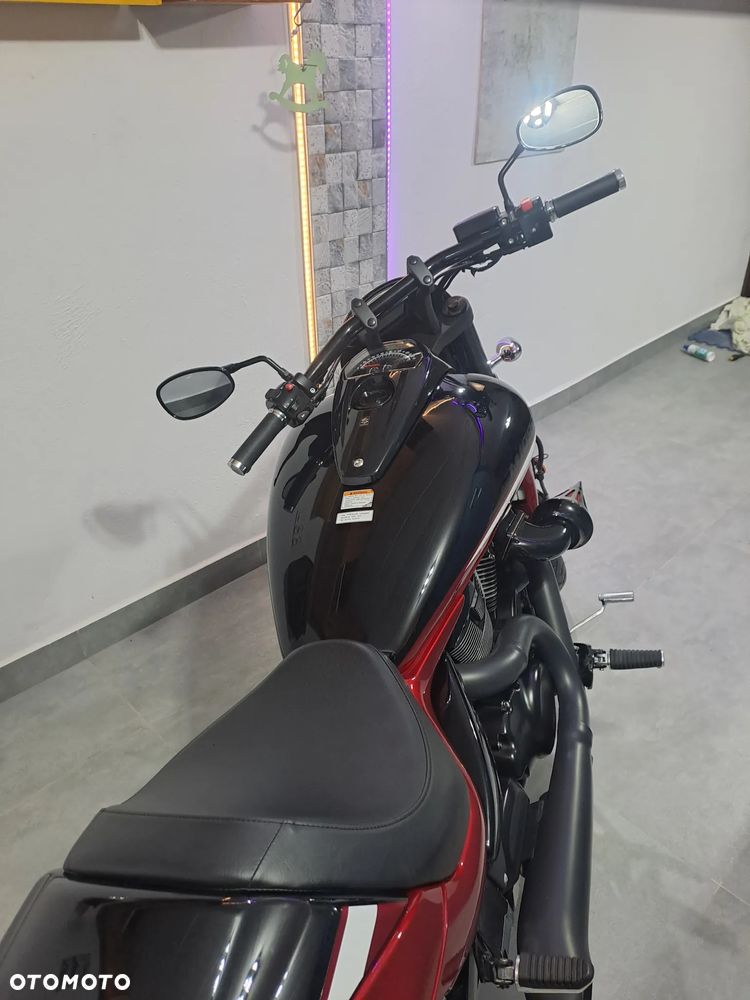 Suzuki Boulevard - 30