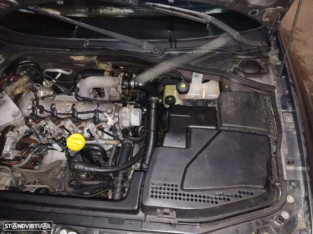 Renault Laguna Break 1.9 dCi Dynamique - 13