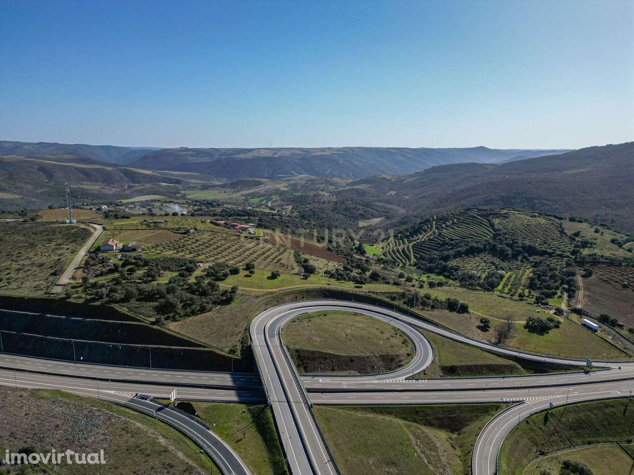 Espetacular Moradia em Bragança com Vista Panorâmica - Grande imagem: 5/27