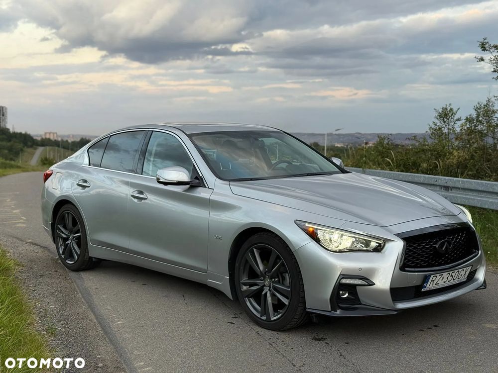 Infiniti Q50 - 2