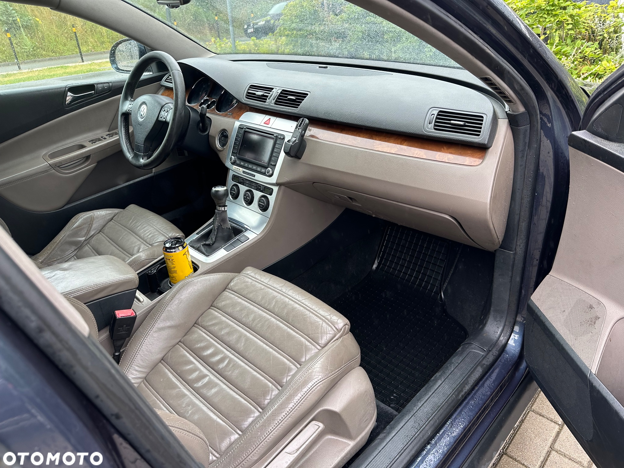 Volkswagen Passat 2.0 TDI Highline - 12
