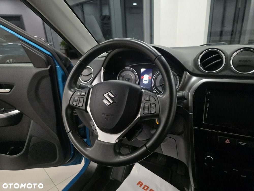 Suzuki Vitara 1.4 Boosterjet mHEV Premium Plus 4WD - 23