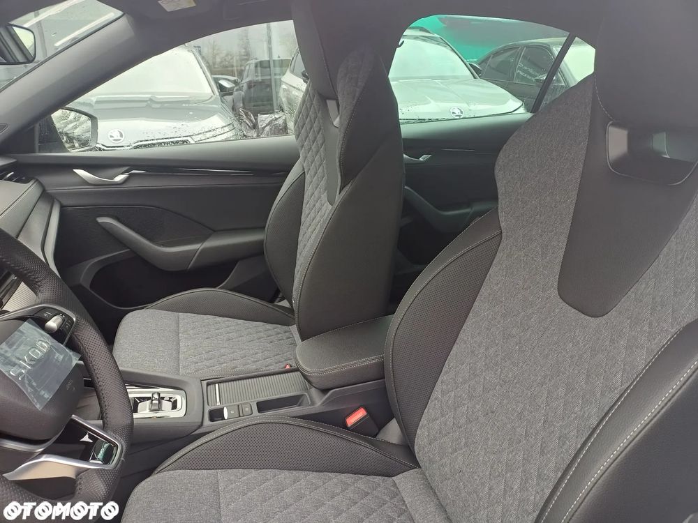 Skoda Octavia 1.5 TSI mHEV Sportline DSG - 12