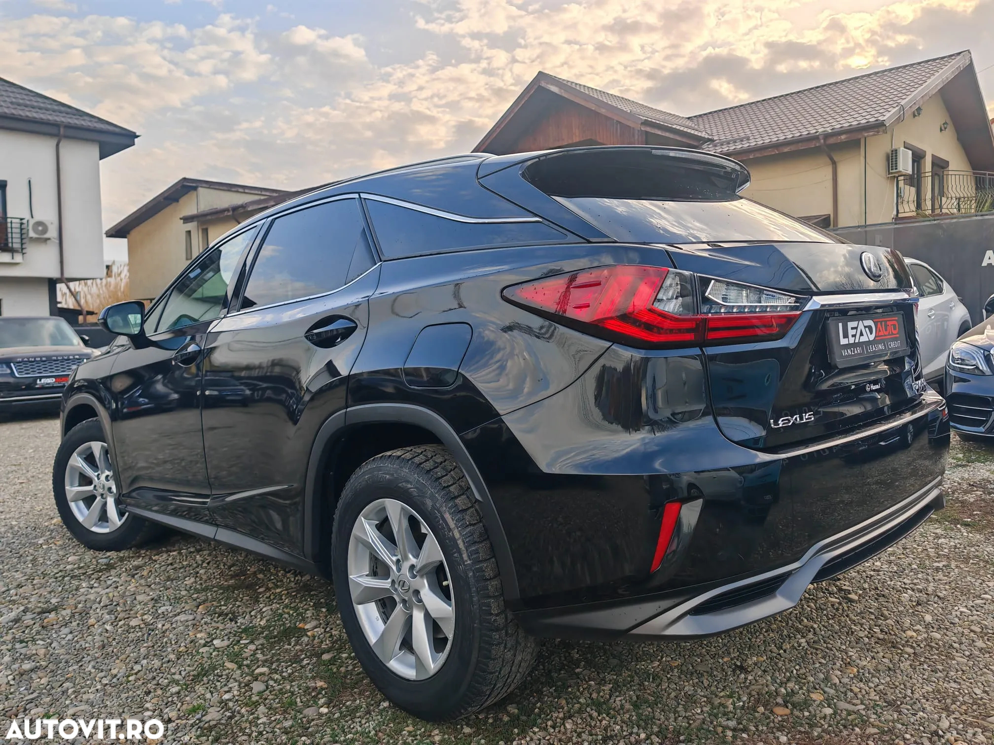 Lexus Seria RX 450h AWD Luxury - 3