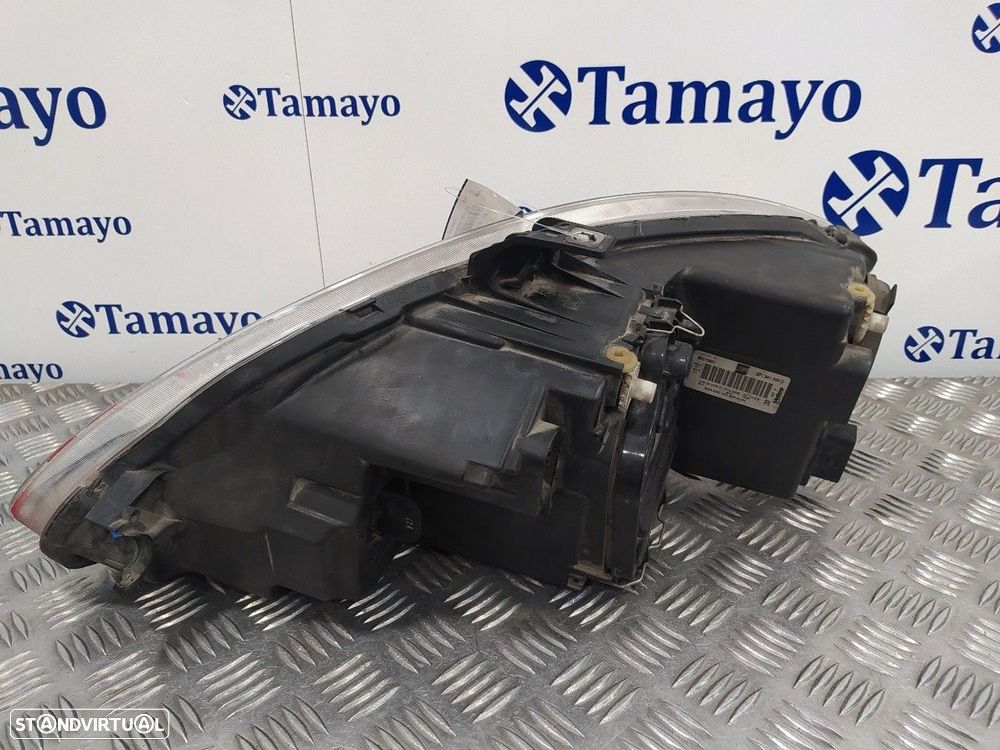 FAROL DIREITO SEAT LEON 2007 -5P1941006D - 1