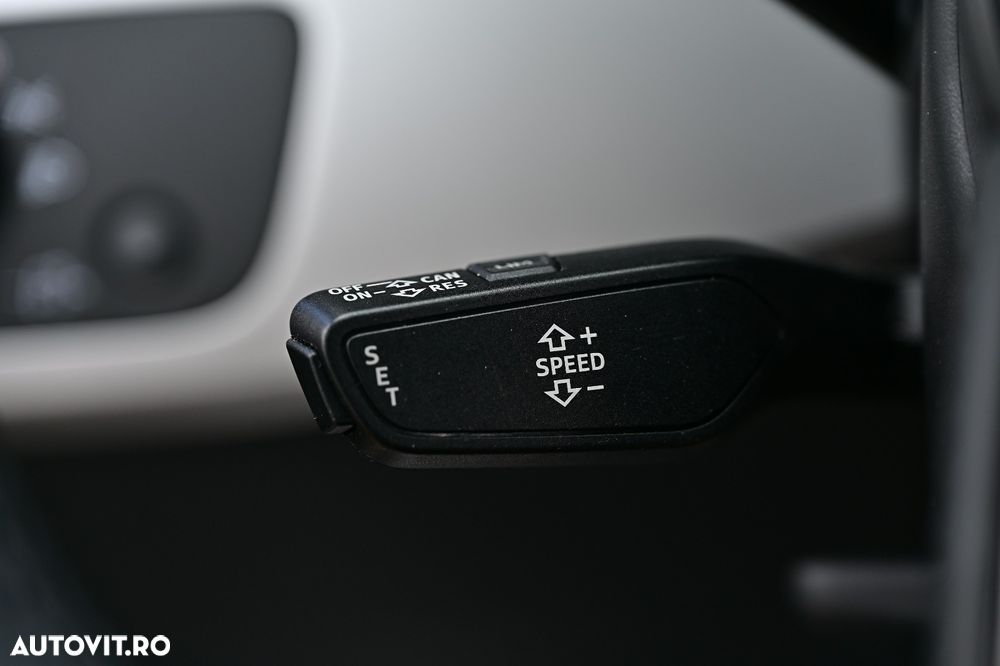 Audi A4 Avant 30 TDI S tronic - 20