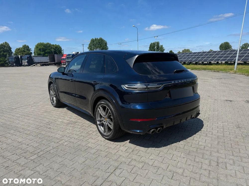 Porsche Cayenne Standard - 6