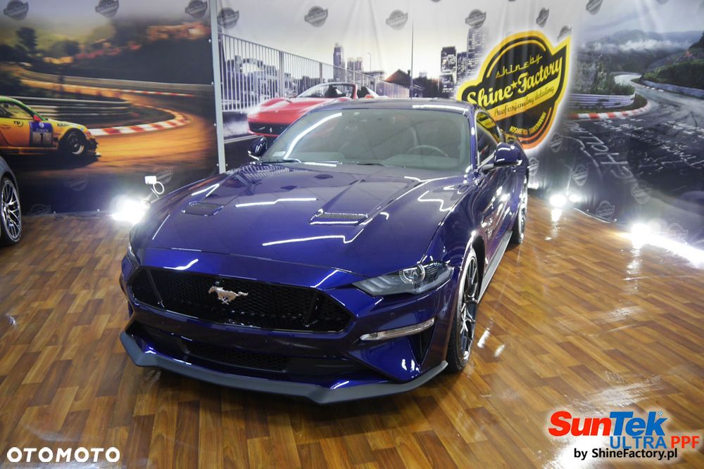 Ford Mustang - 5