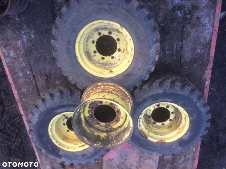 Koła Do Ładowarki John Deere 4400 - 13x20 , 20 cali  opony 16/70-20 , - 3