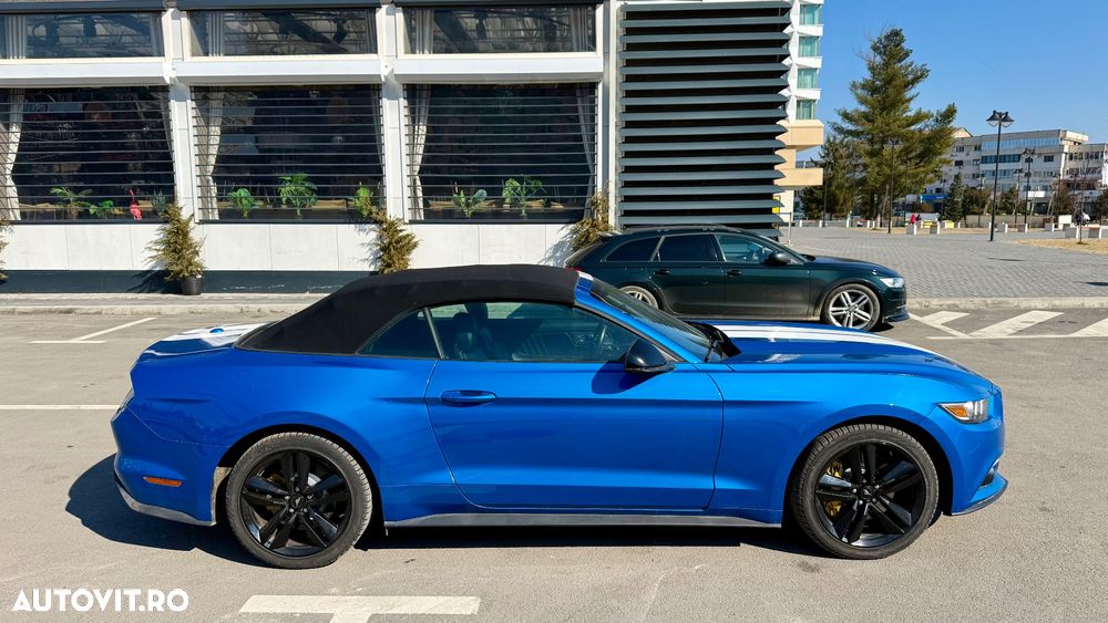 Ford Mustang Cabrio 2.3 Eco Boost - 10