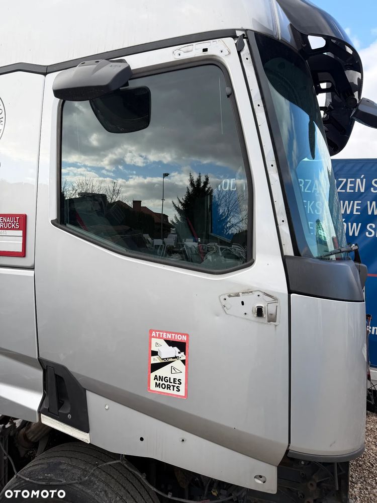 Renault Gama T 460  14-18r E6 drzwi prawe - 1