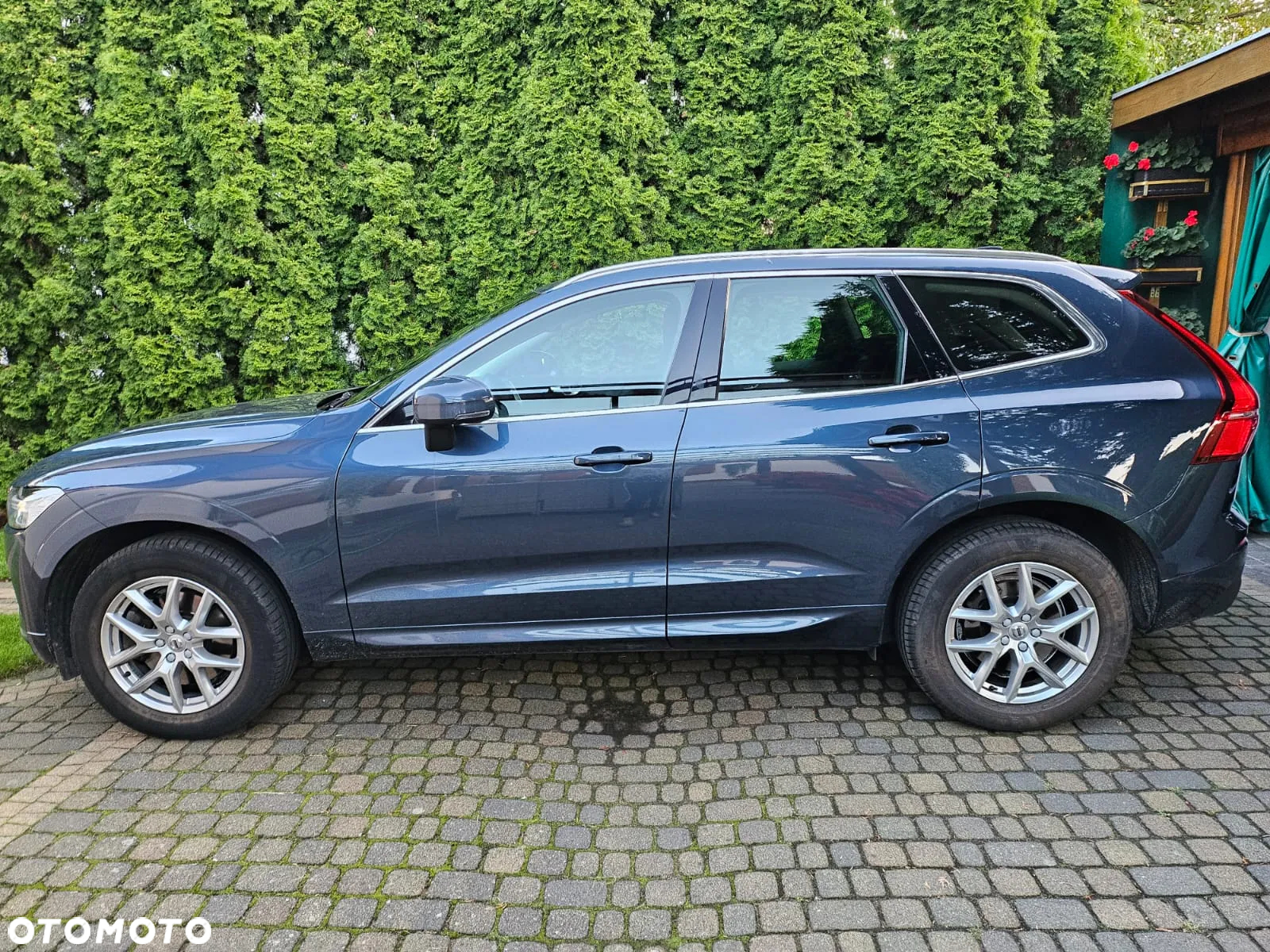 Volvo XC 60 B4 B Geartronic Momentum - 9