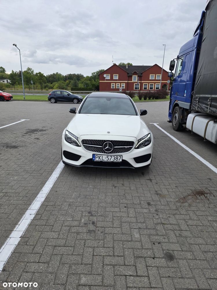 Mercedes-Benz Klasa C AMG 43 4-Matic - 3