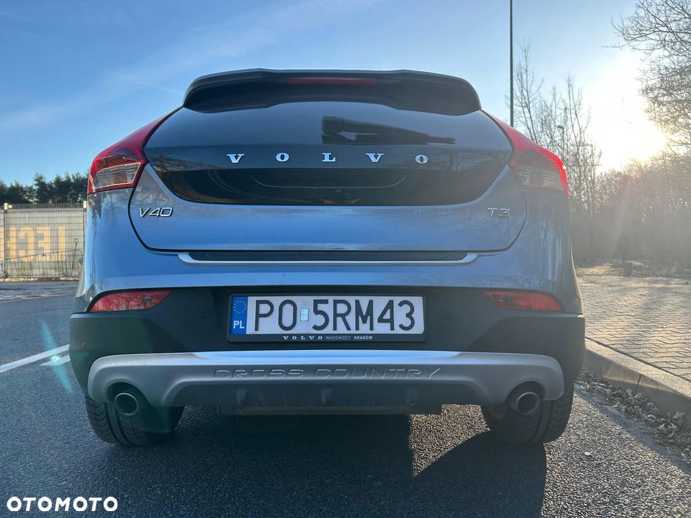 Volvo V40 T3 Drive-E Summum - 9