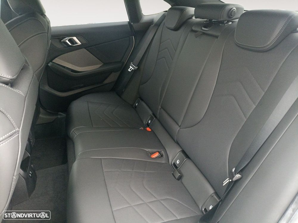 BMW 220 Gran Coupé d - 13