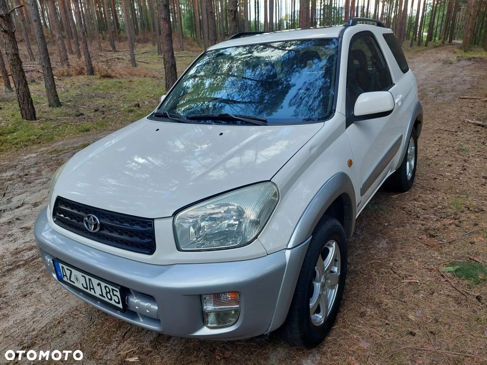 Toyota RAV4 4x4 Edition - 18