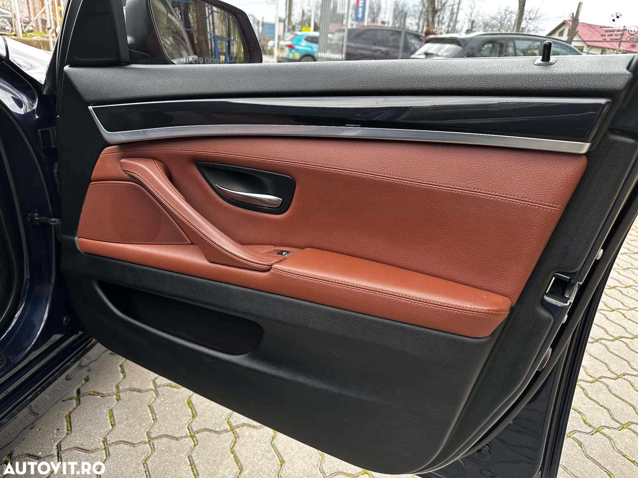 BMW Seria 5 525d Aut. - 30
