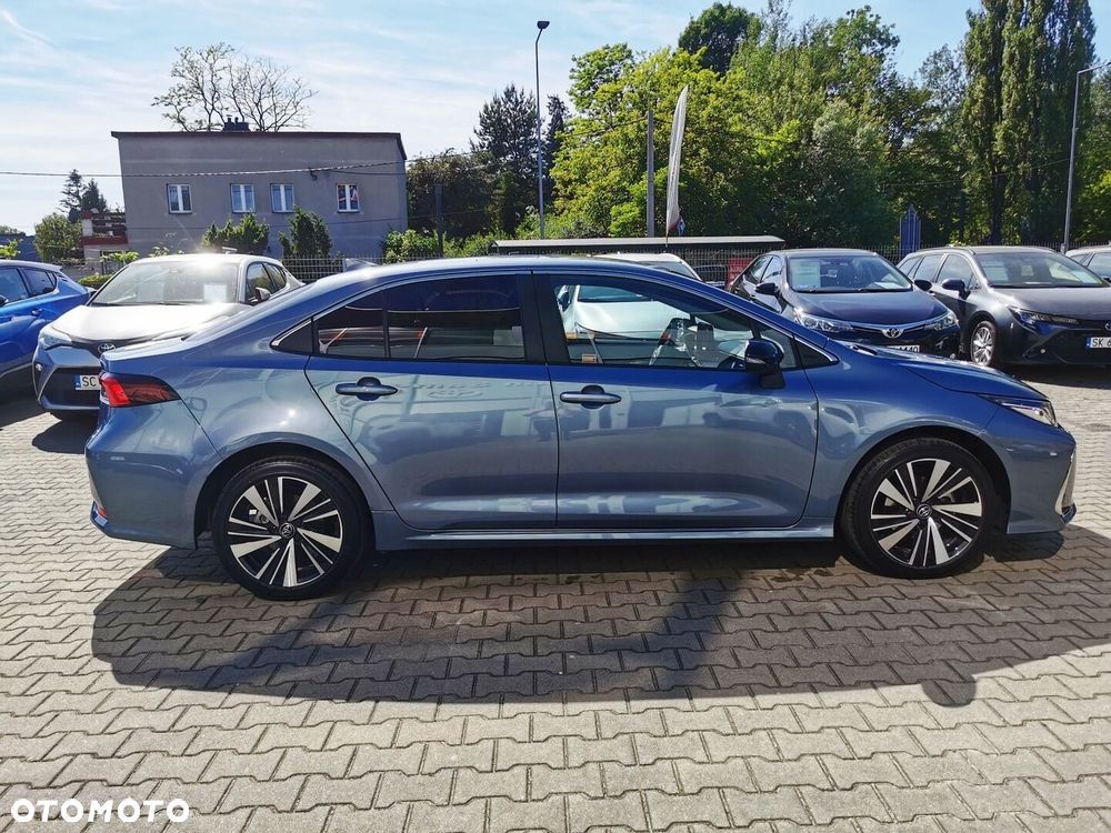 Toyota Corolla 1.8 Hybrid Style - 17