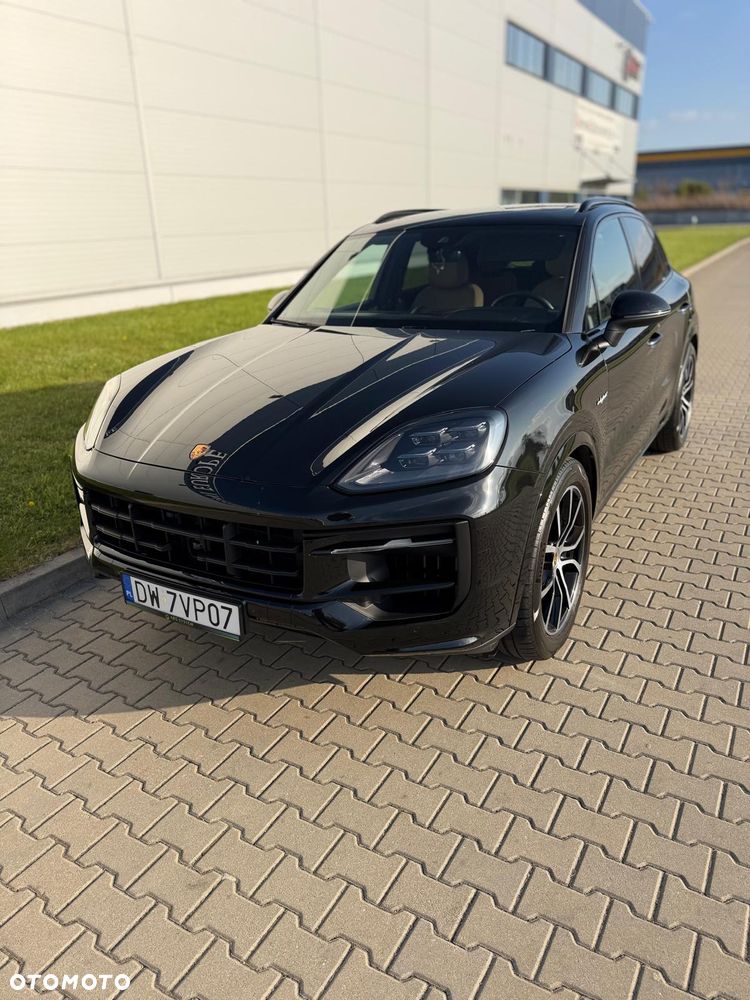 Porsche Cayenne E-Hybrid PHEV - 2