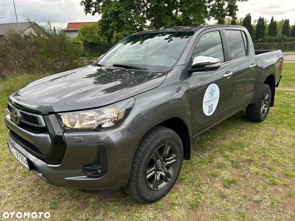 Toyota Hilux 4x4 Double Cab Autm Executive - 5