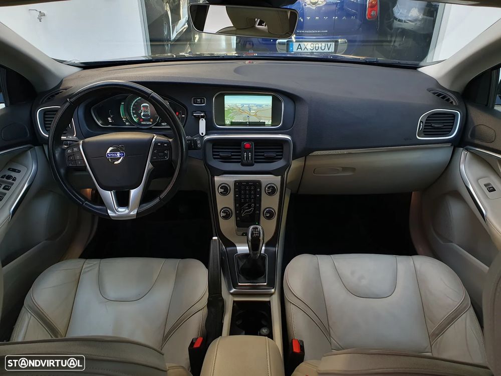 Volvo V40 2.0 D2 Volvo Ocean Race - 24