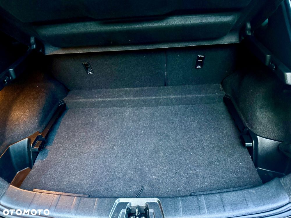 Nissan Qashqai 1.6 DIG-T N-Connecta - 6