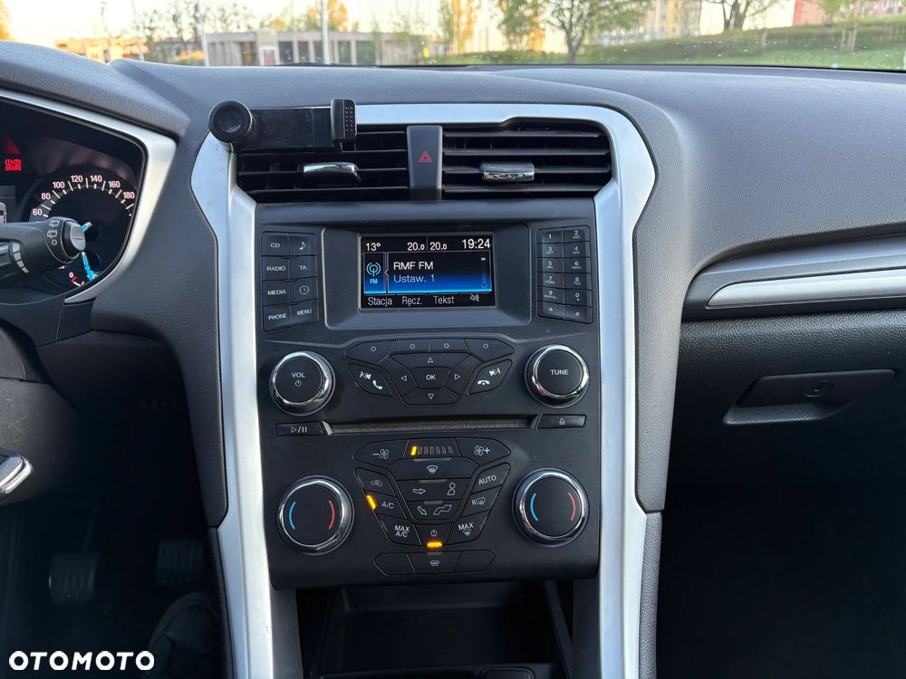 Ford Mondeo 2.0 TDCi Silver X (Amb Plus) - 10