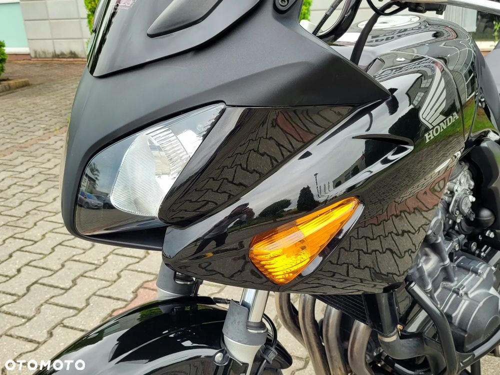 Honda CBF - 11