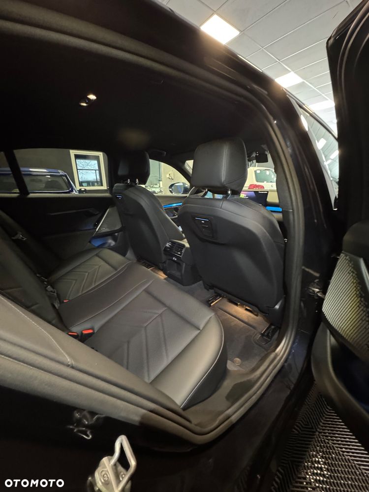 BMW Seria 5 520d xDrive mHEV - 19