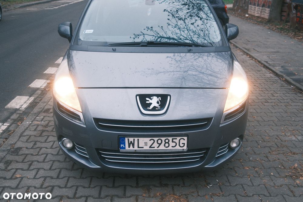 Peugeot 5008 - 2