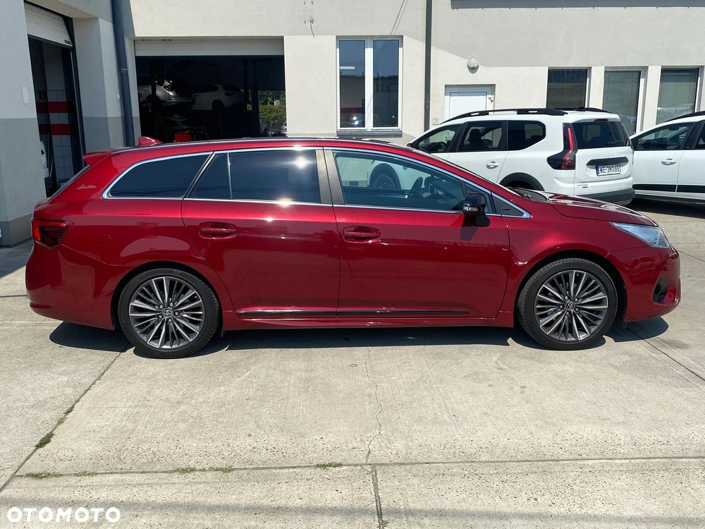 Toyota Avensis 1.8 Selection - 4