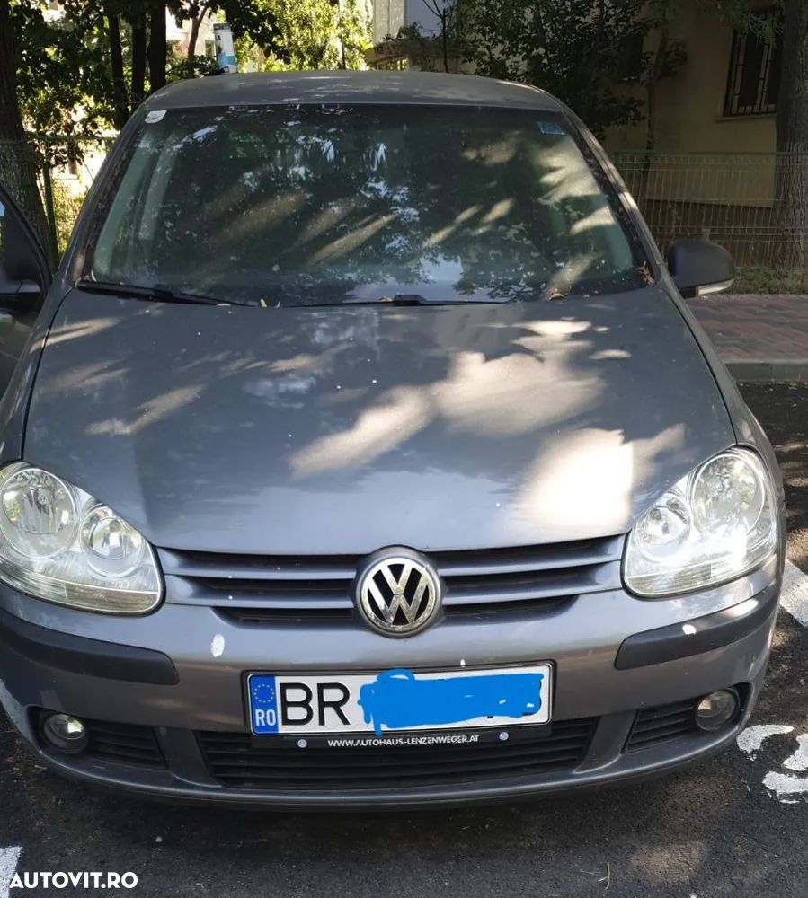 Volkswagen Golf - 1