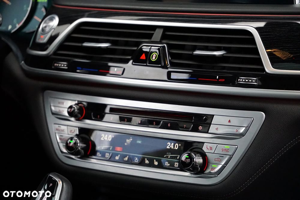 BMW Seria 7 750d xDrive - 35