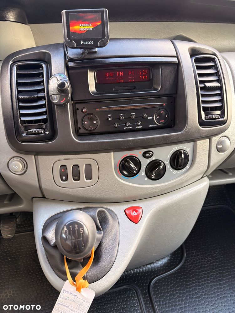 Renault Trafic 2.0 dci 115 ps - 18