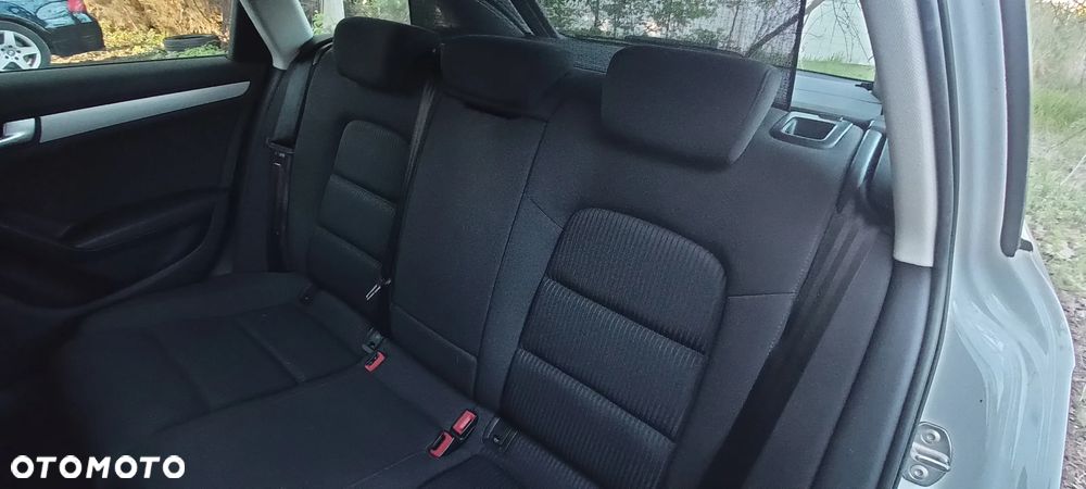Audi A4 Avant 2.0 TDI DPF multitronic Ambiente - 17